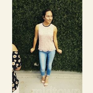 Meet your Posher, Vicky